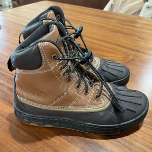 Nike Woodside ACG Hiking Boots
